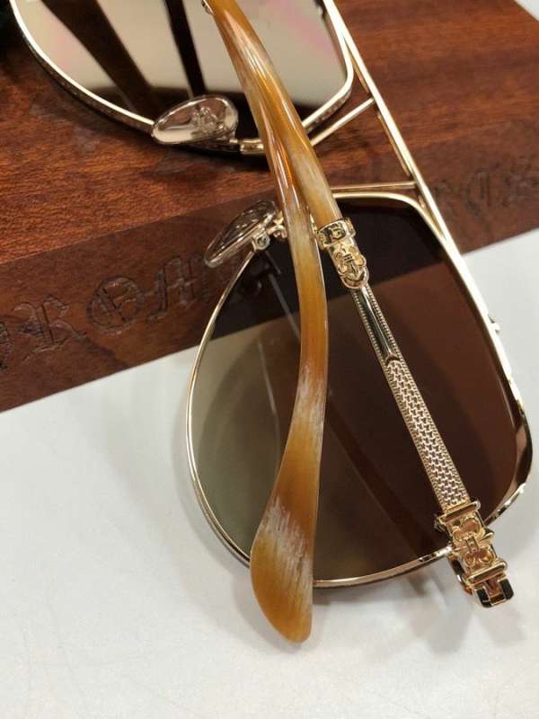 Picture of Chrome Hearts Sunglasses _SKUfw46734660fw